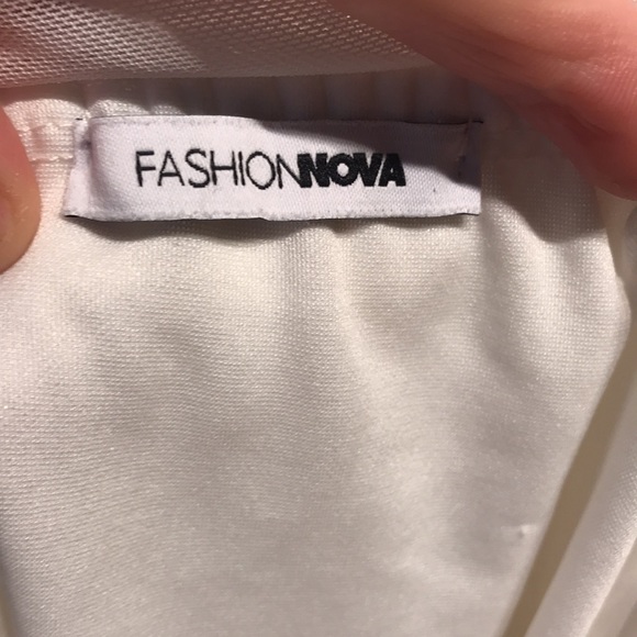 “Fashion Nova” Top - Picture 11 of 11